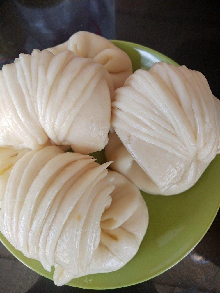 快手发面大花卷（含和面、揉面手法）