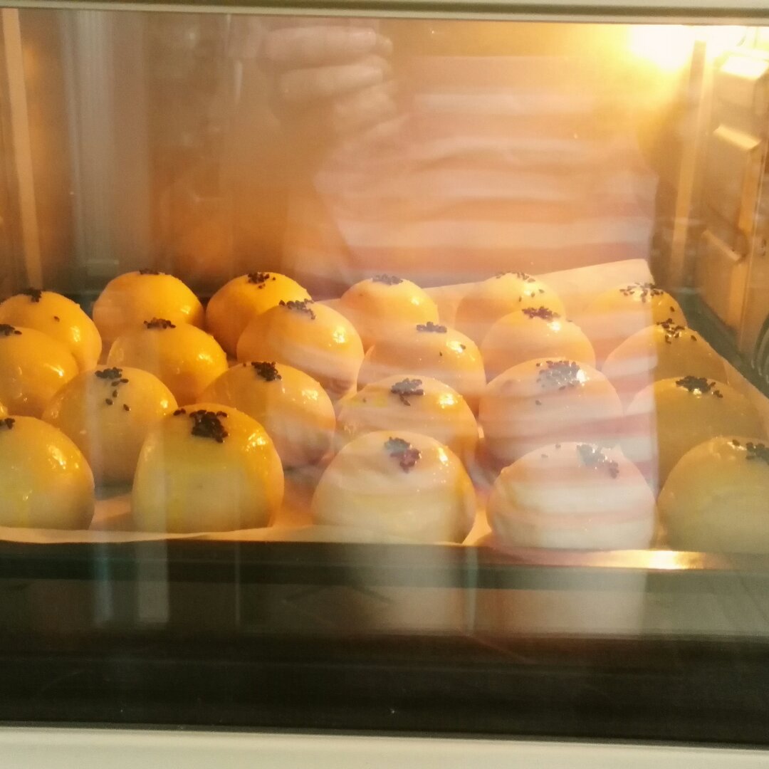 蛋黄酥