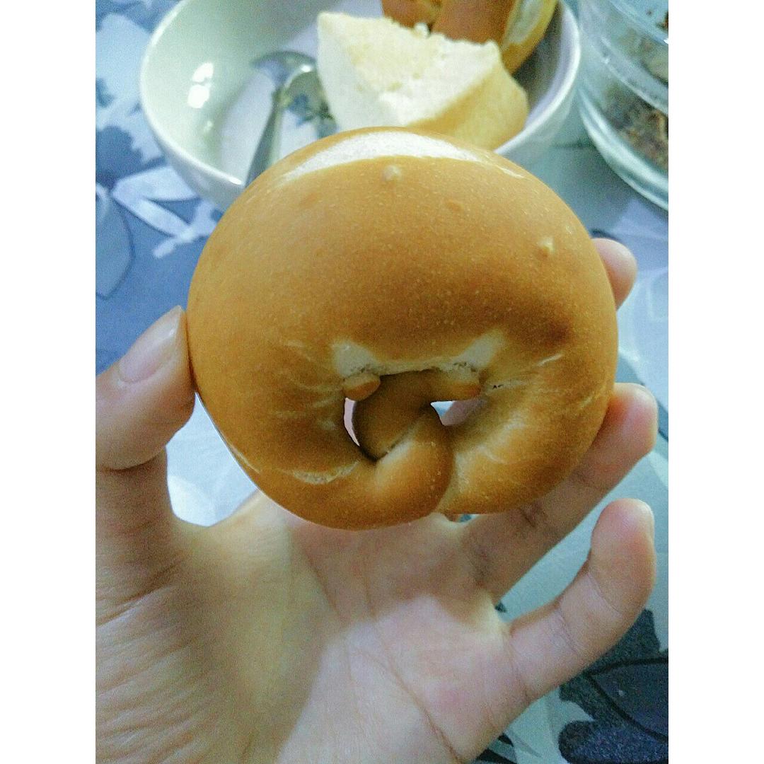 德国碱水面包