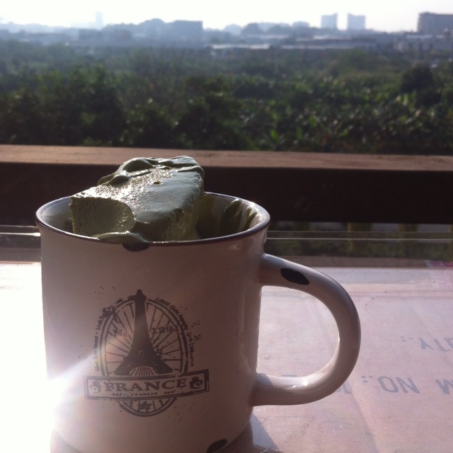 抹茶白巧冰淇淋