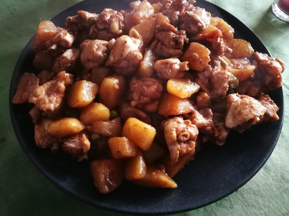 土豆焖鸡腿