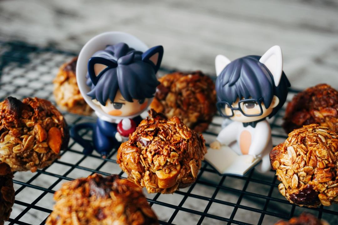 无数次翻牌の ·燕麦饼干🍪