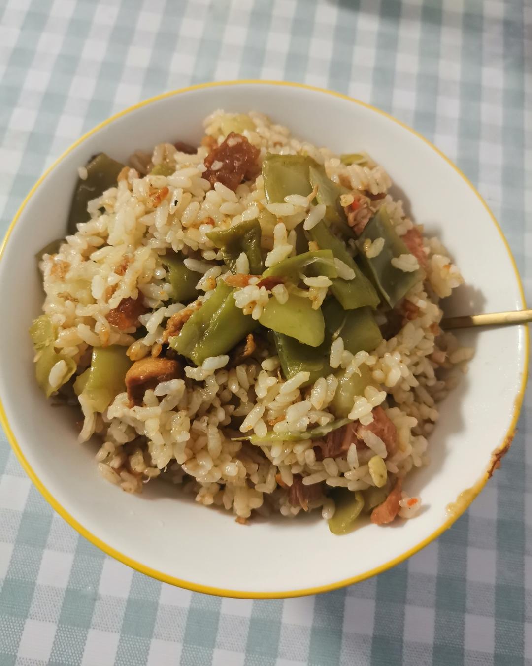 豆角土豆焖饭