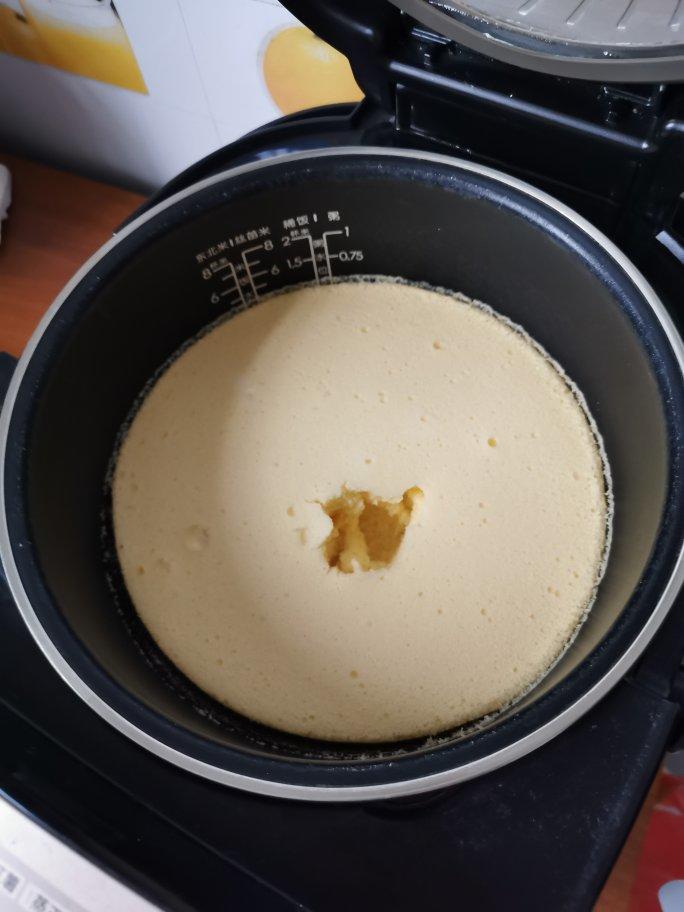 简单的电饭锅蛋糕(不用秤版)