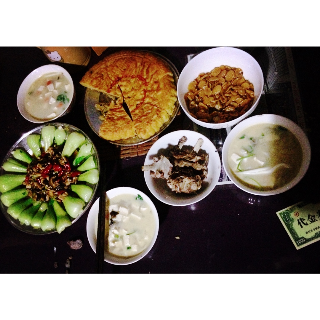 银鱼豆腐汤