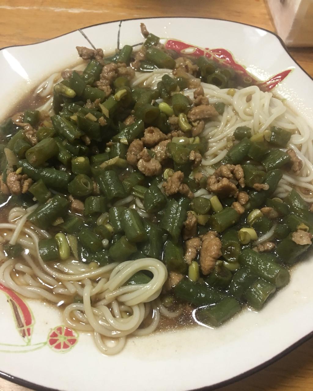 苏芮奥利奥做的肉末豆角面条