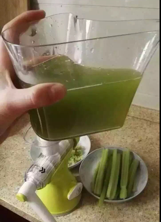 黄瓜苹果果汁