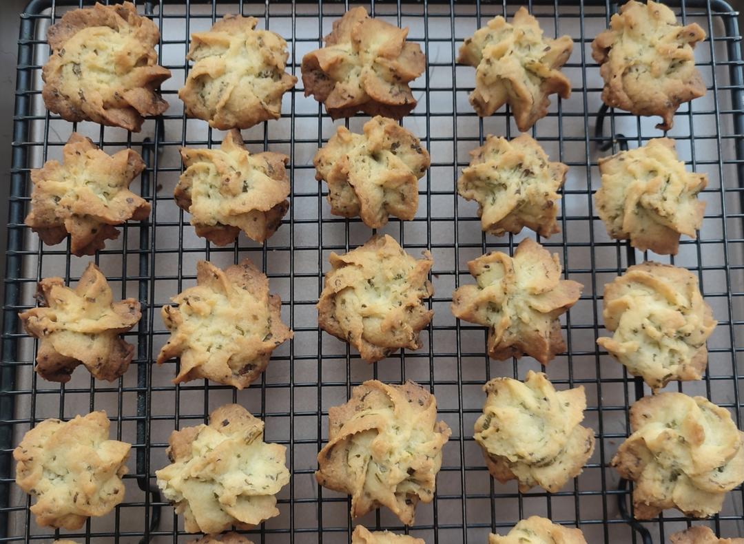 葱香曲奇——酥脆的咸味饼干