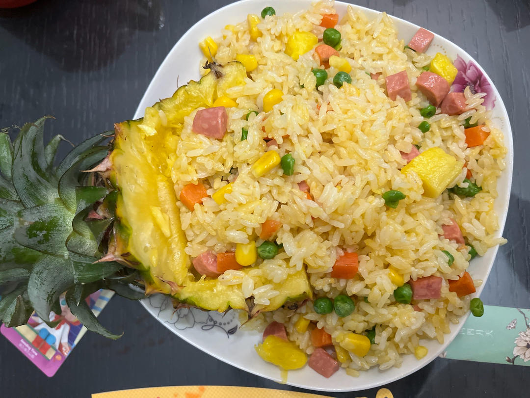 超正の泰式菠萝炒饭