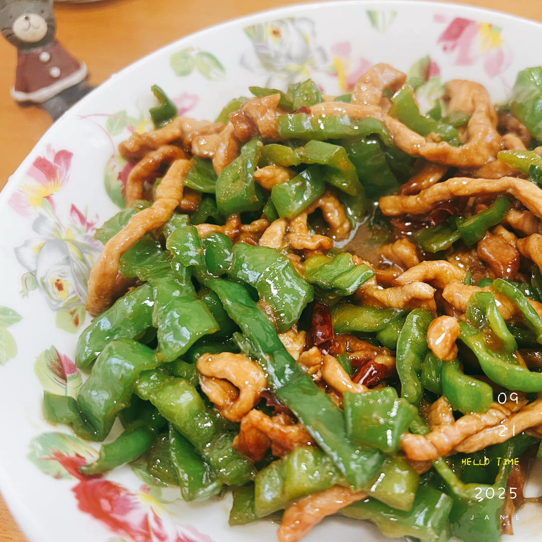 ‼️好吃到舔盘的青椒肉丝盖浇饭