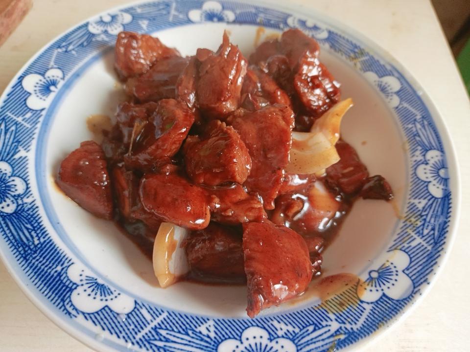 红烧肉(瘦肉肥肉个人喜欢)的做法