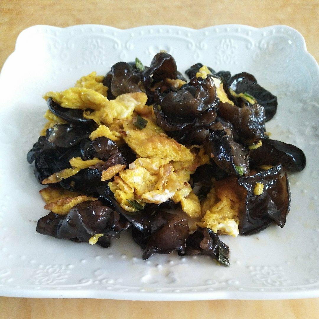 手机用户5201_7iyj做的木耳炒鸡蛋