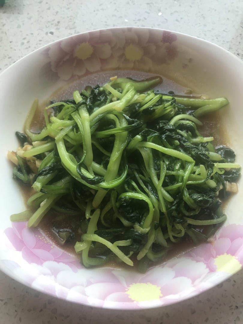 清炒鸡毛菜 清炒各种绿色