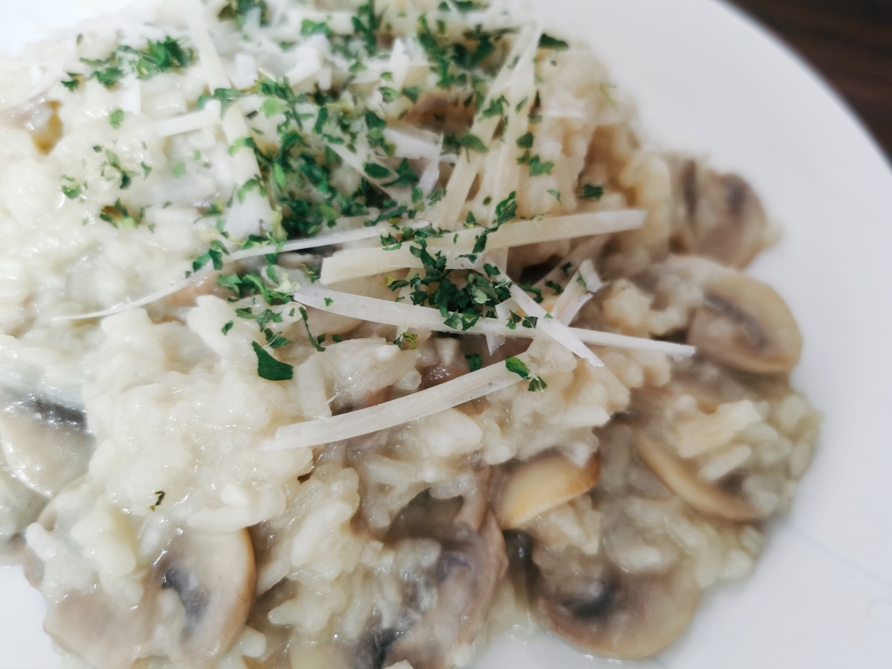 你们期待很久的意大利蘑菇烩饭食谱来了！