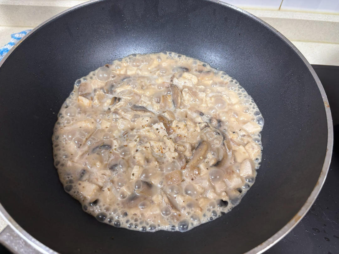 一人食快手奶香蘑菇鸡的做法