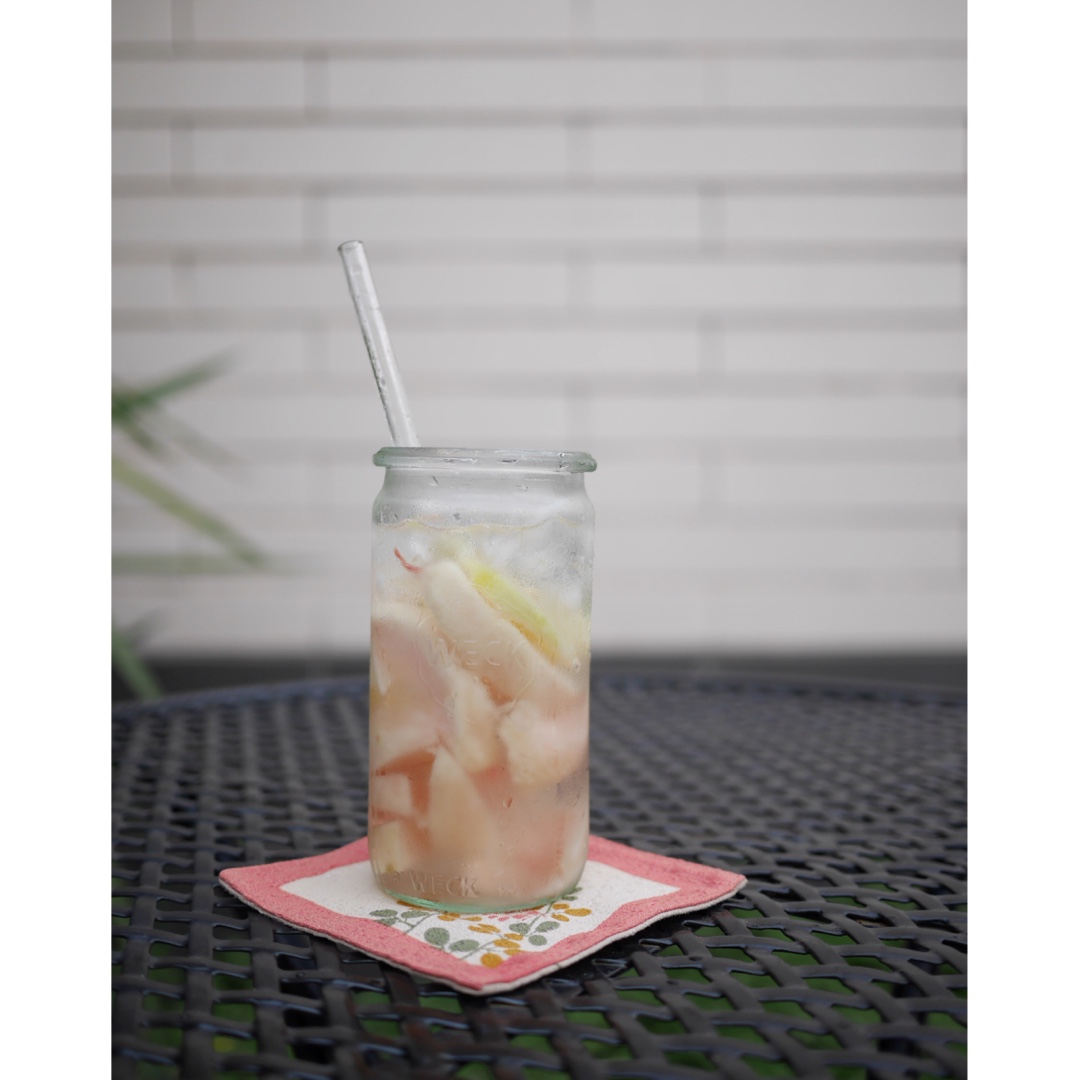 夏日清凉桃子汽水