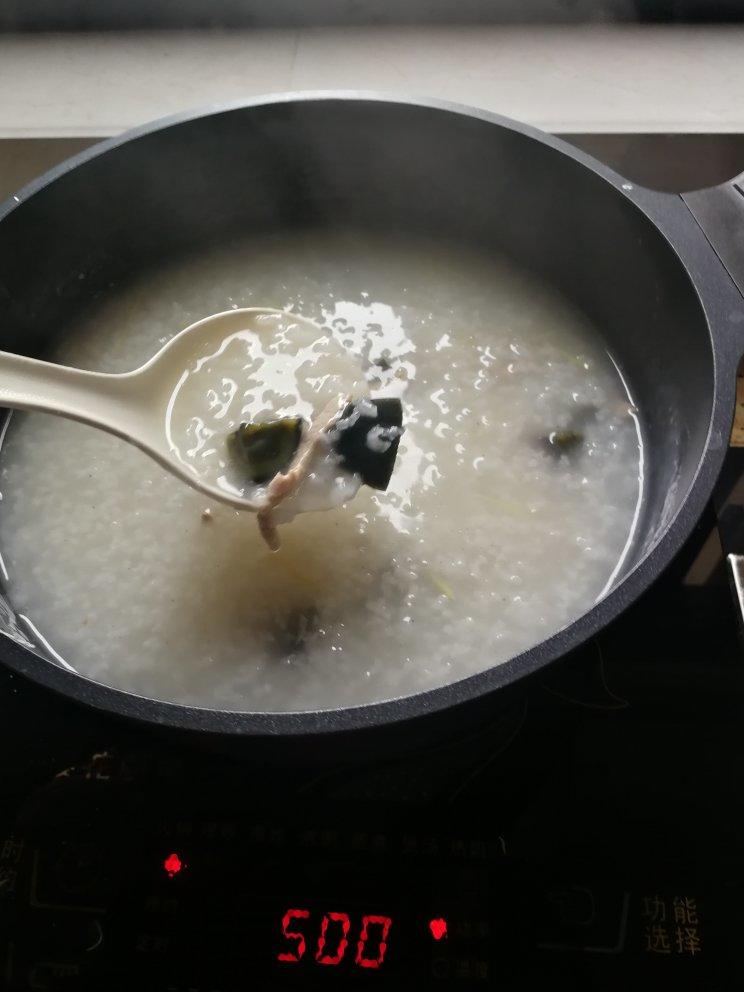 十五分钟快手之香滑皮蛋瘦肉粥(附五分钟电饭煲电压力锅更快捷方法)