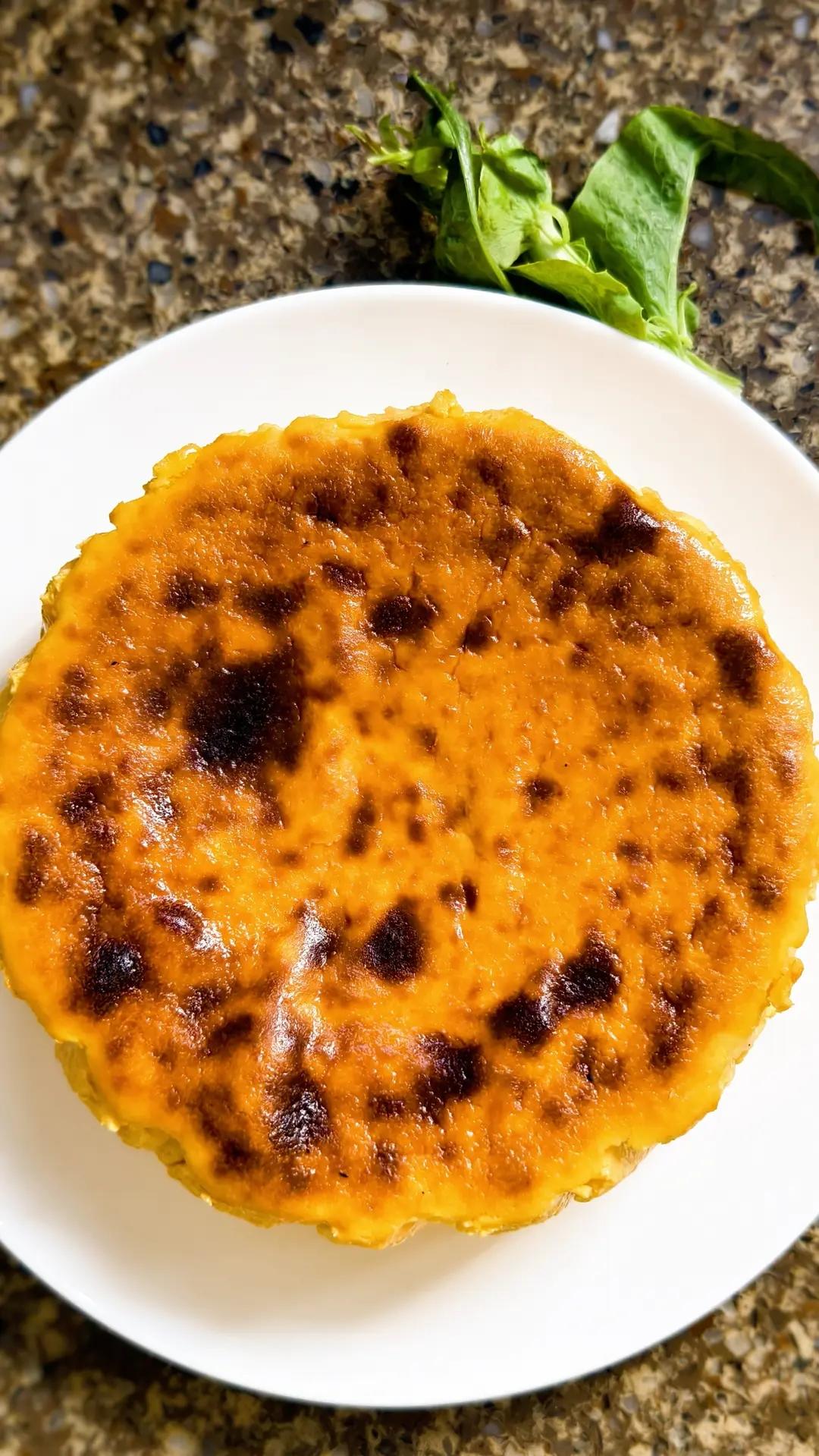 南瓜巴斯克蛋糕！无奶油版家里有南瓜的家人们，建议都来试试～真的会有惊喜！烘焙美食蛋糕