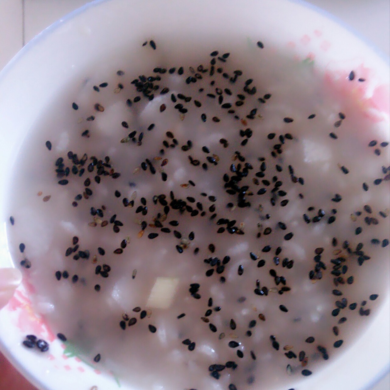 节气好食：山药黑芝麻粥
