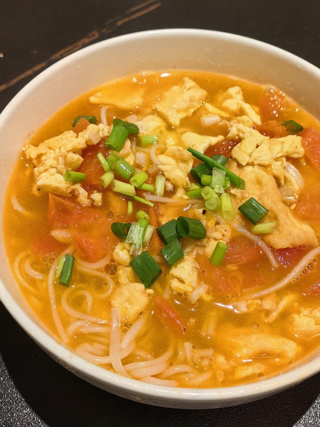 汤都要喝光的西红柿鸡蛋面