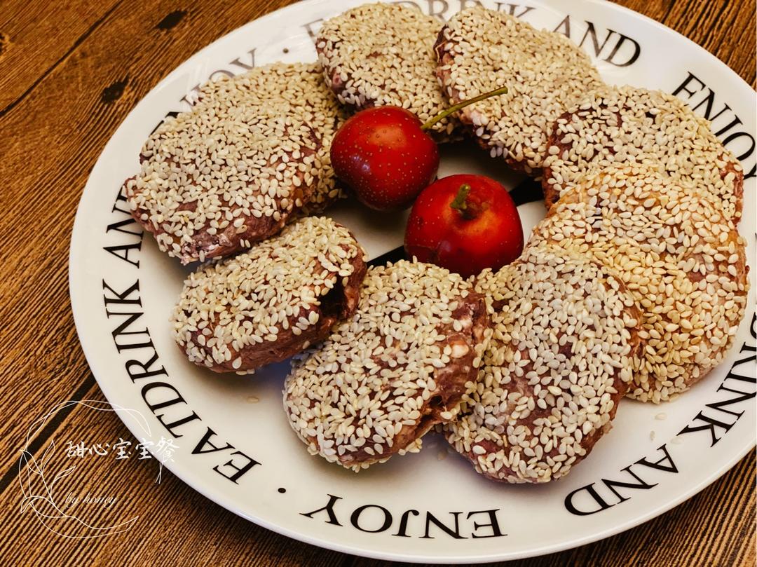 【养护宝宝肠道·枣馅芝麻紫薯饼】（18m+）