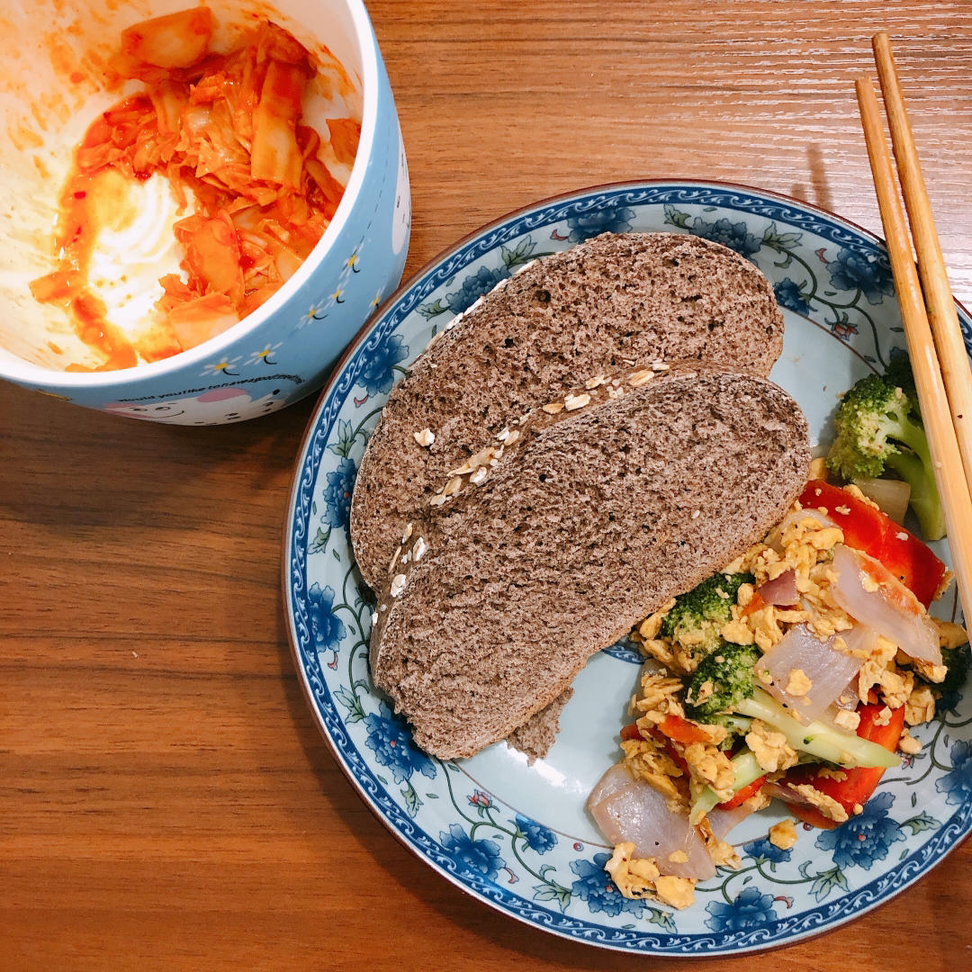 认真吃饭-午餐