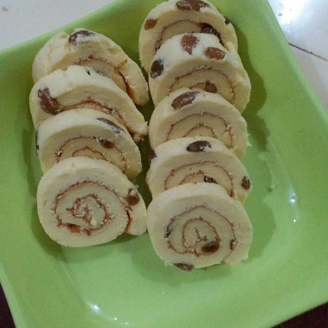 葡萄干蛋糕卷