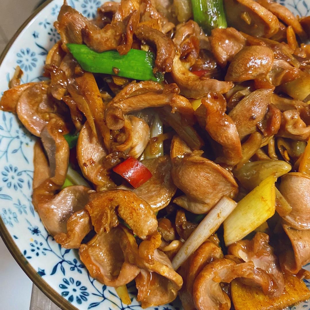 爆炒鸡胗