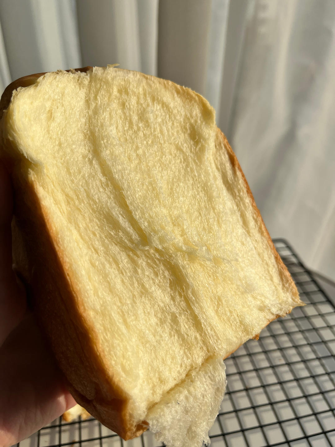 奶香纯粹的重料淡奶油吐司