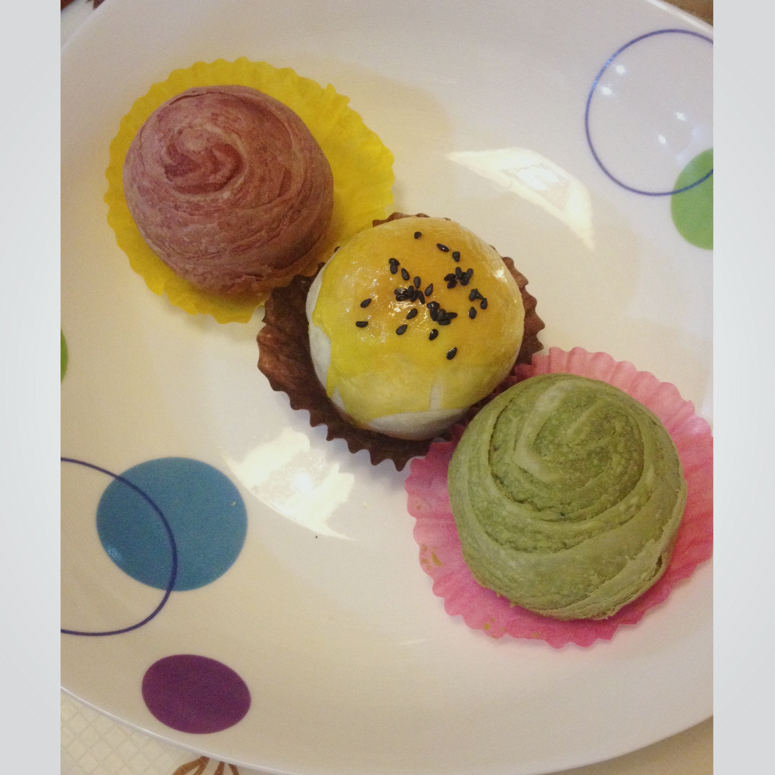 蛋黄酥~紫薯、抹茶、原味~花好月圆，中秋快乐~内附一次做六色蛋黄酥方法~