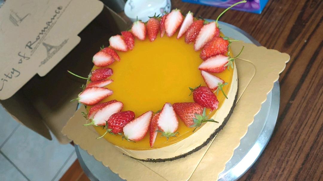 芒果慕斯蛋糕8寸