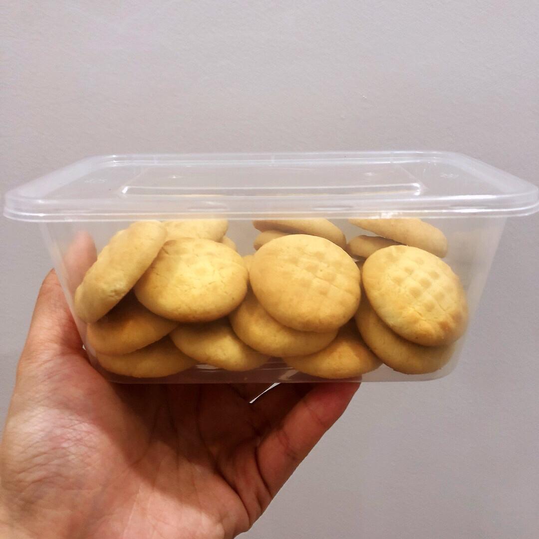 牛奶饼干