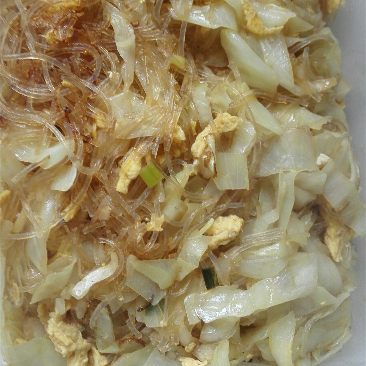 包菜粉丝炒鸡蛋