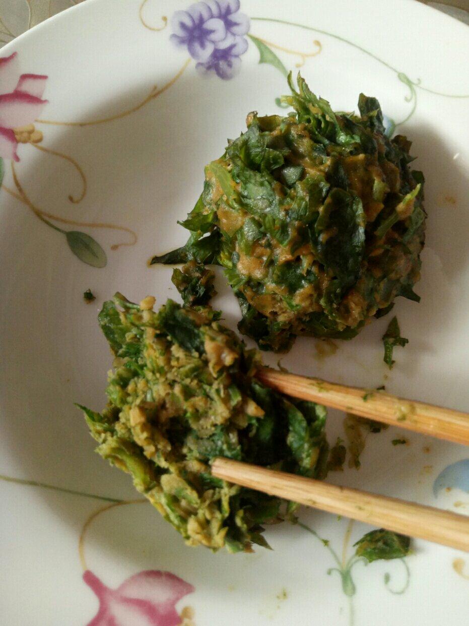 芹菜叶玉米粉团子—太太乐鲜鸡汁