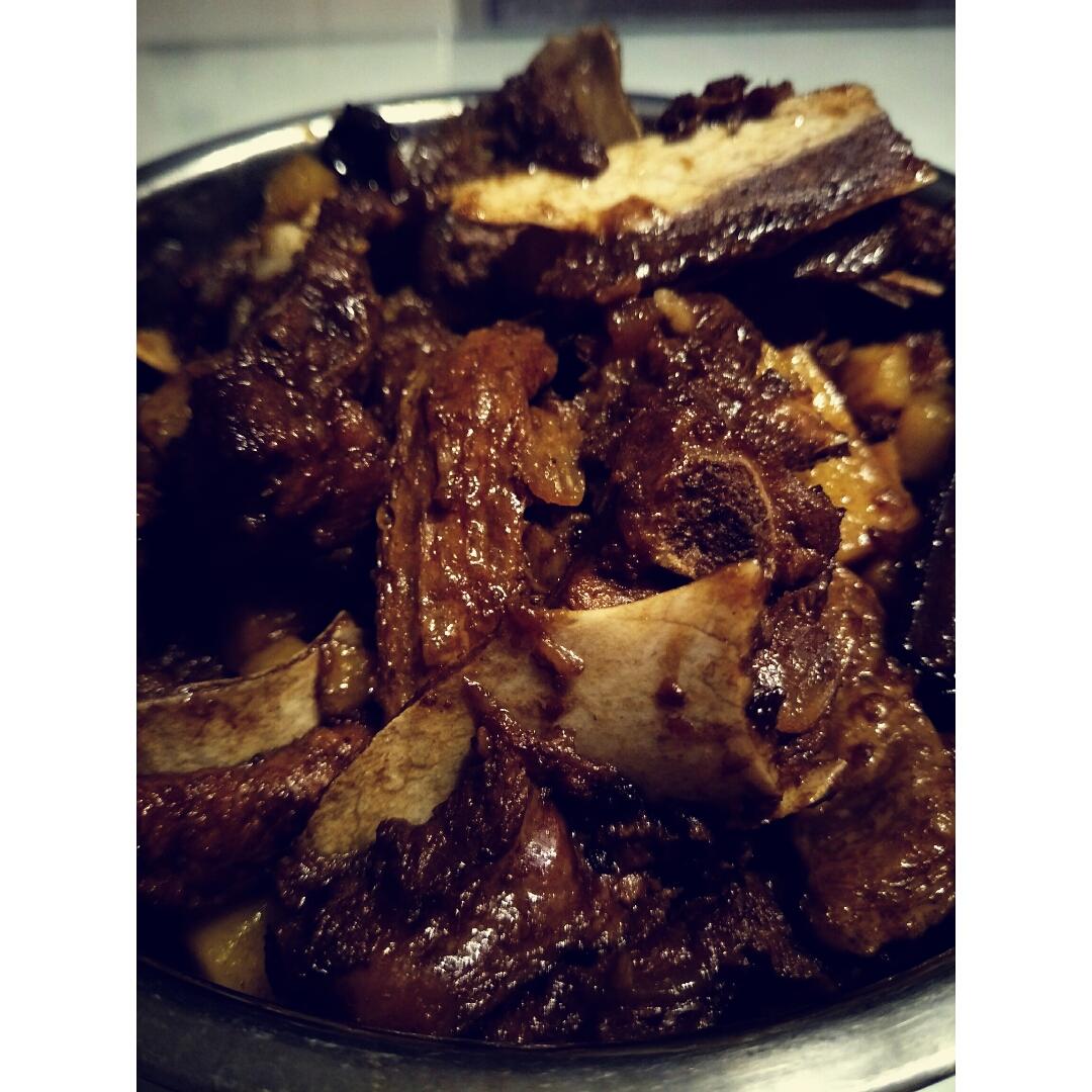土豆烧排骨