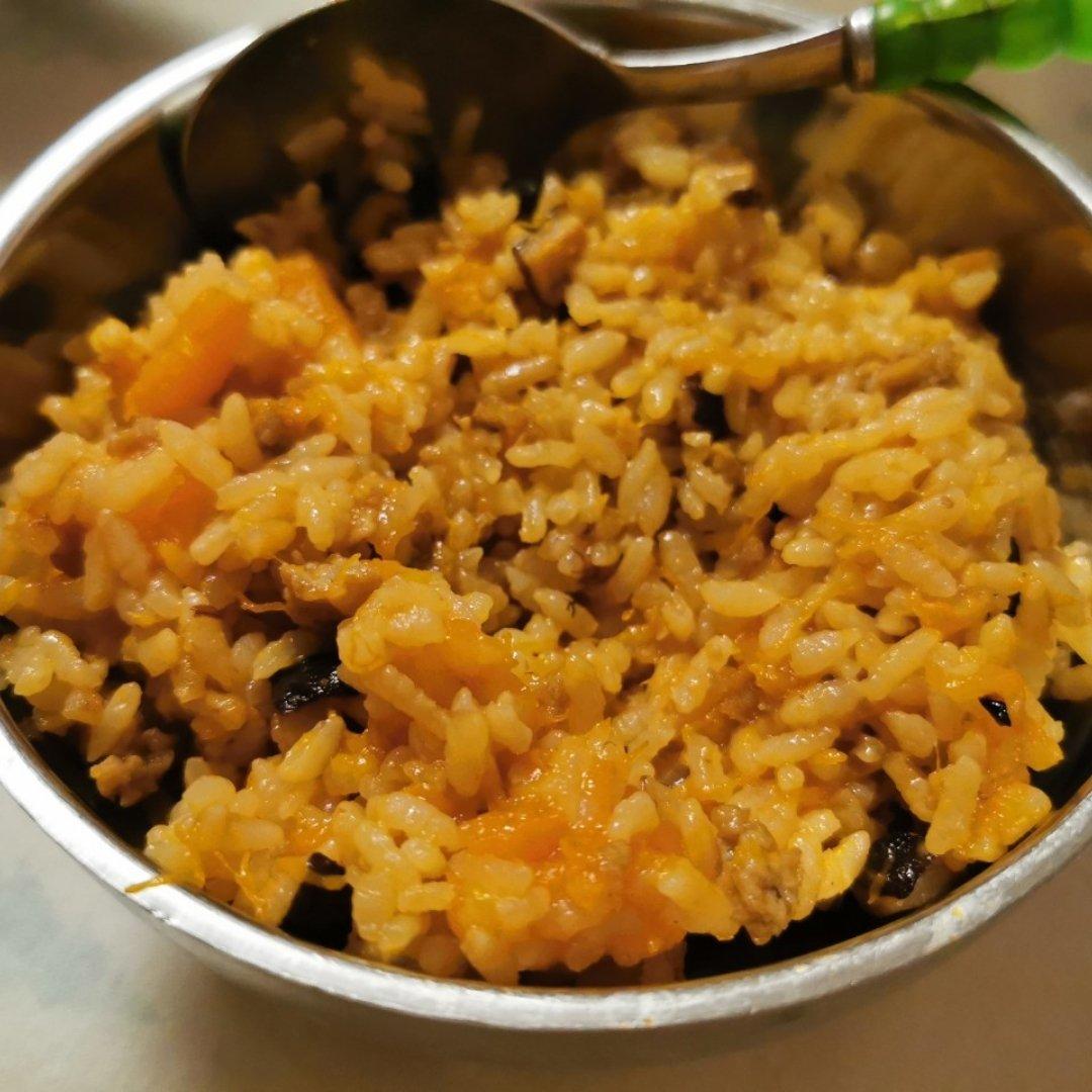 美味到不行的南瓜饭