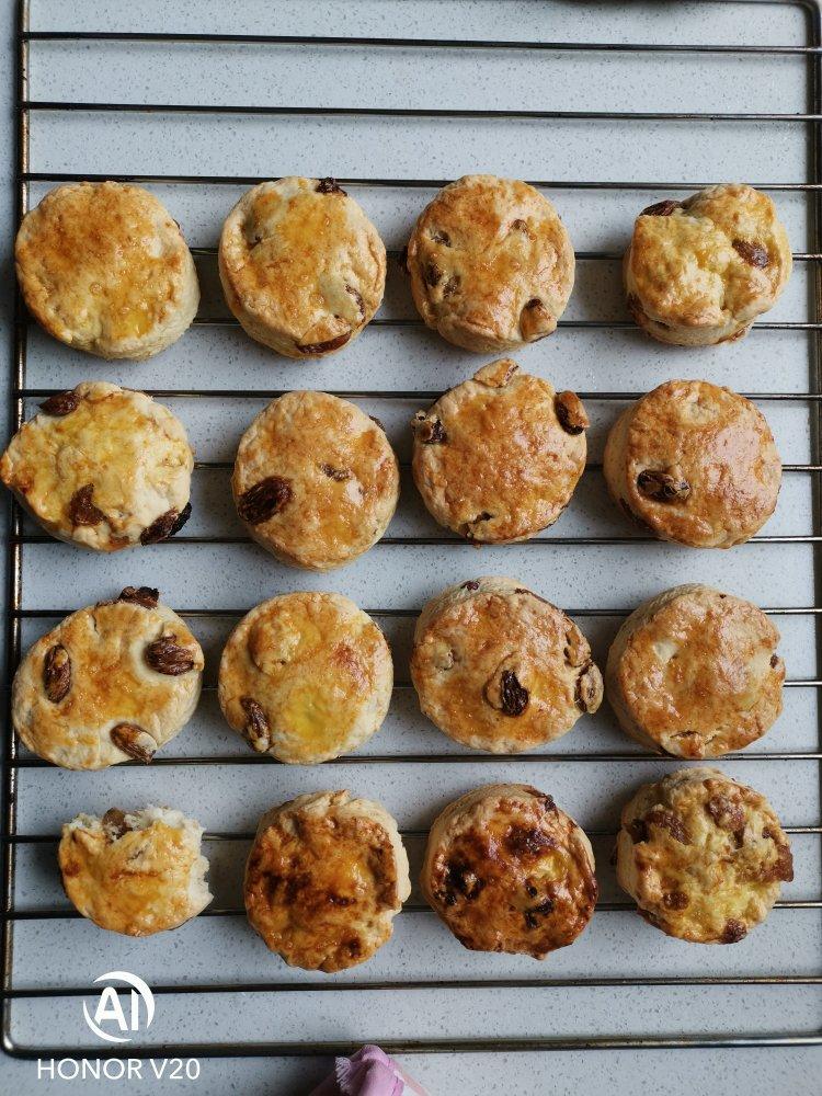 不用醒面，一次成功的葡萄干司康，好吃到爆