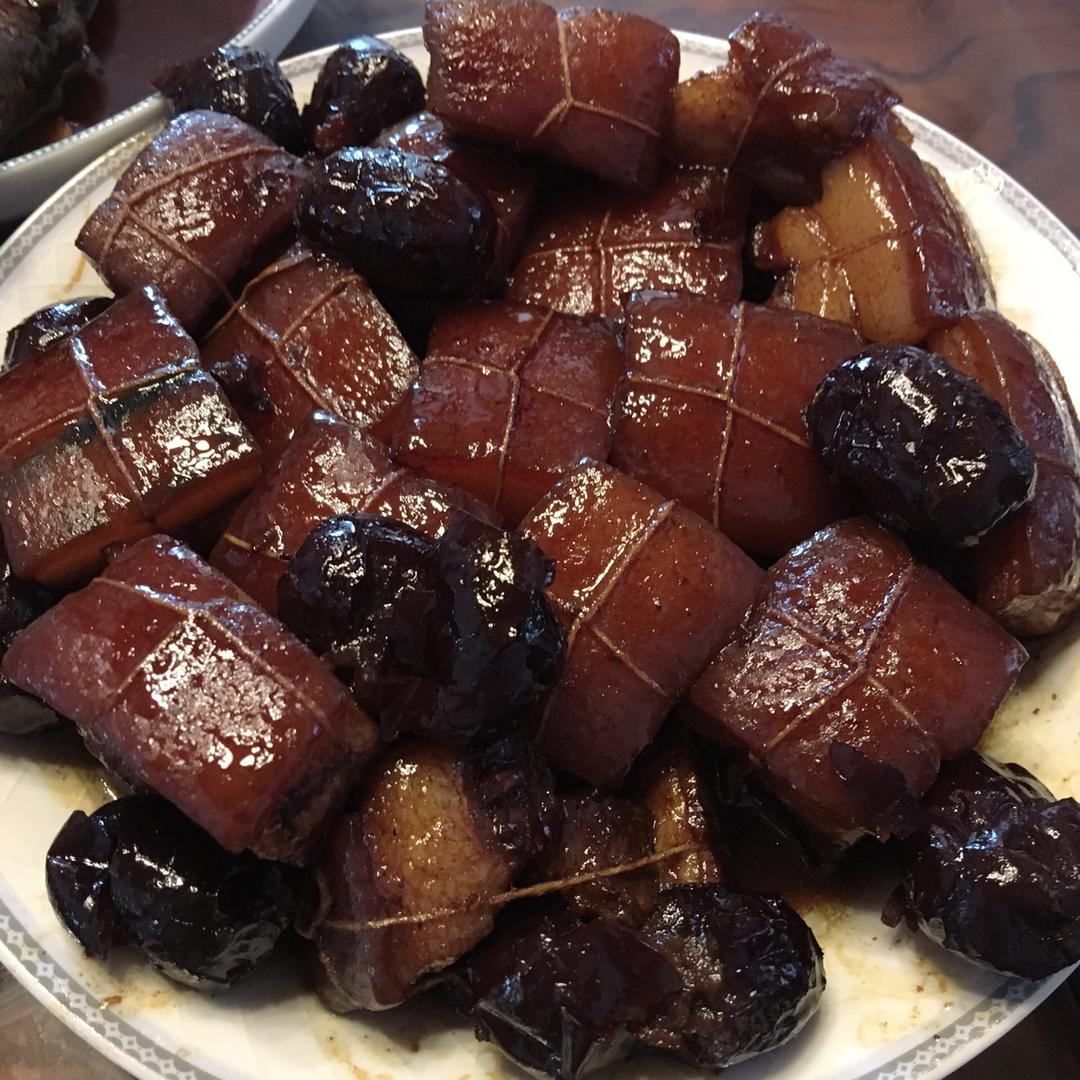 如何炖出不腻的东坡肉--酒店做法及家庭做法