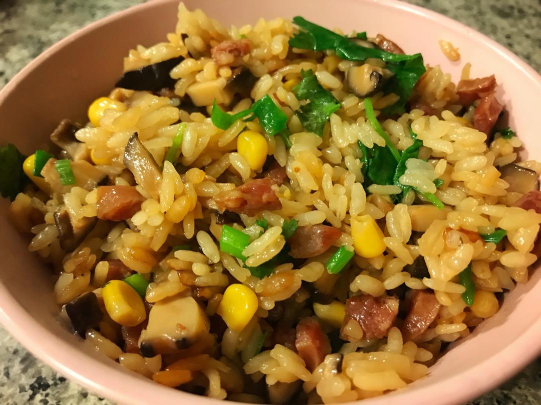香菇腊肉饭