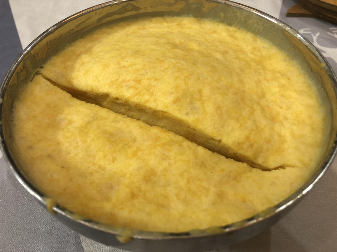 🔥奶香南瓜🎃蒸蛋糕，松软可口，老少皆宜（附30种南瓜做法）