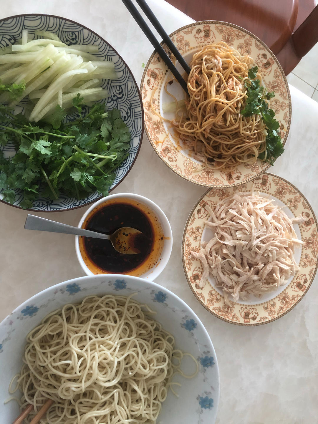 🥒鸡丝凉面