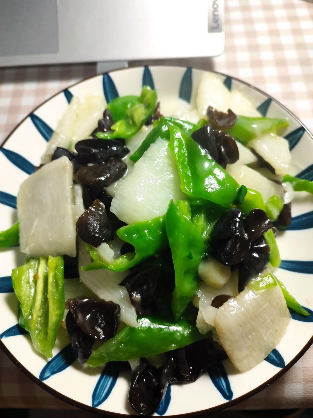 厨师长教你：“山药炒木耳”的家常做法，清爽解腻，营养美味