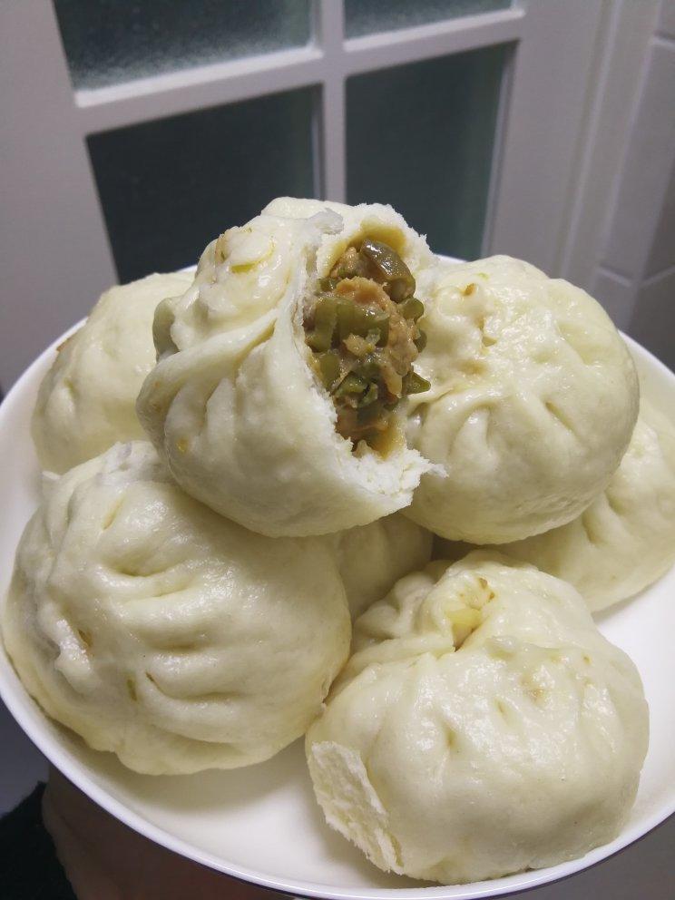 酸豆角肉包