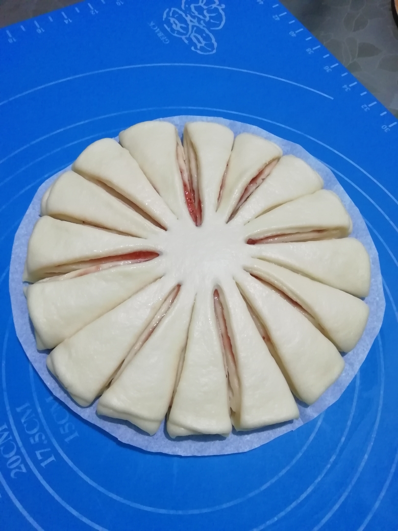 雪花果酱软面包的做法 步骤8