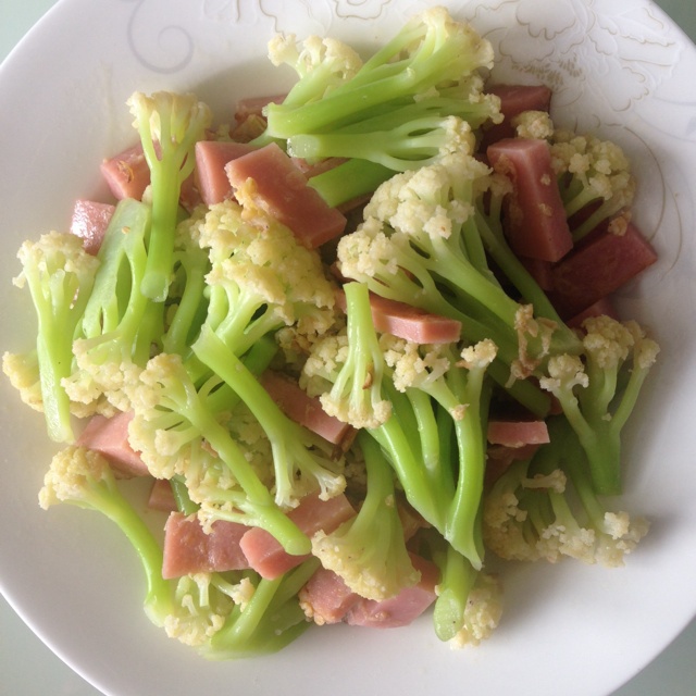 乐小乐she做的火腿炒花菜