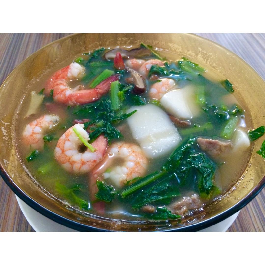 家的味道：青菜肉丝年糕汤