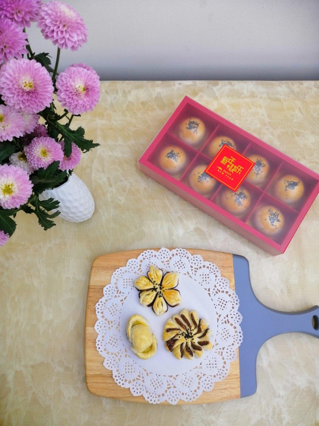 猪油版的各种酥（叉烧酥 紫荆花酥 菊花酥 元宝酥 ）