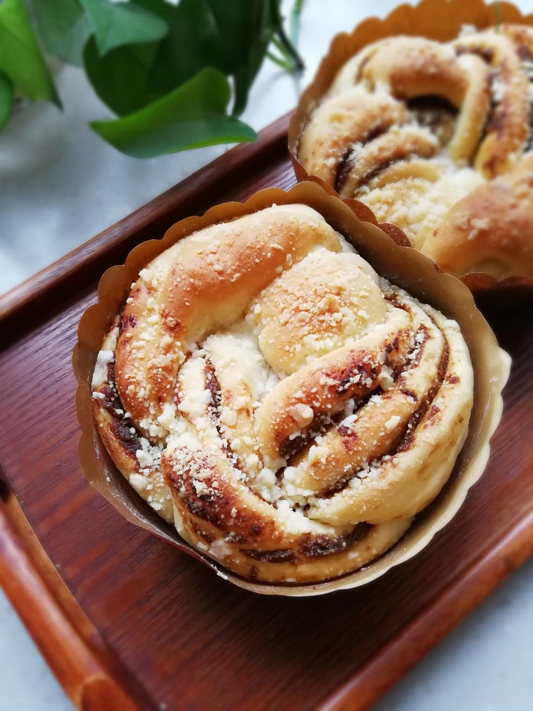 宁儿食苑做的【枣泥扭纹软面包】