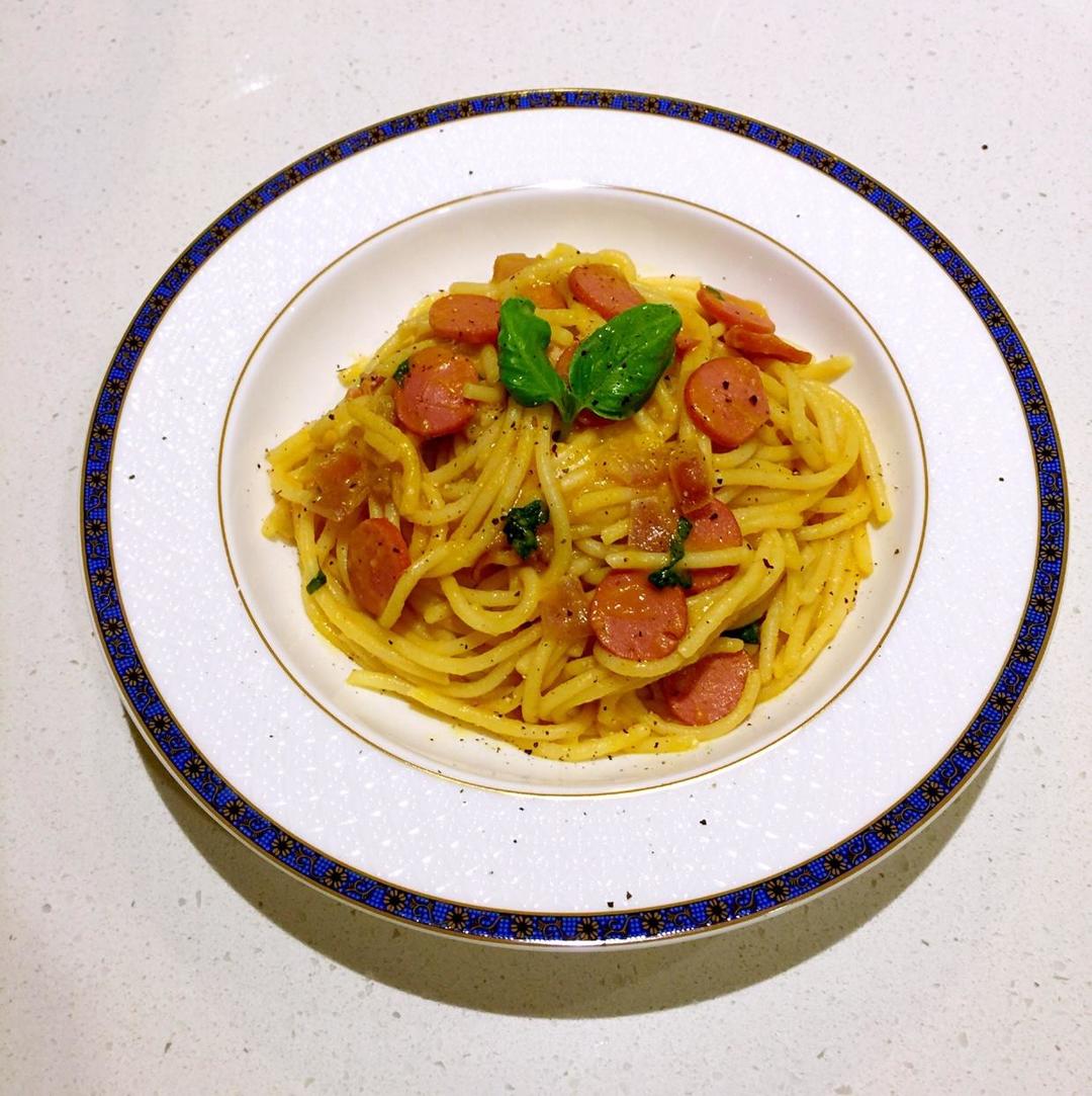 南瓜 香腸 義大利麵的做法