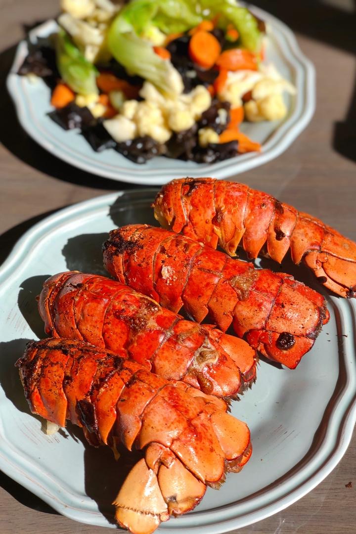 05:49:56详细完整版焗烤澳洲龙虾(澳龙)澳洲龙虾,奶油,黄油,口蘑,蒜